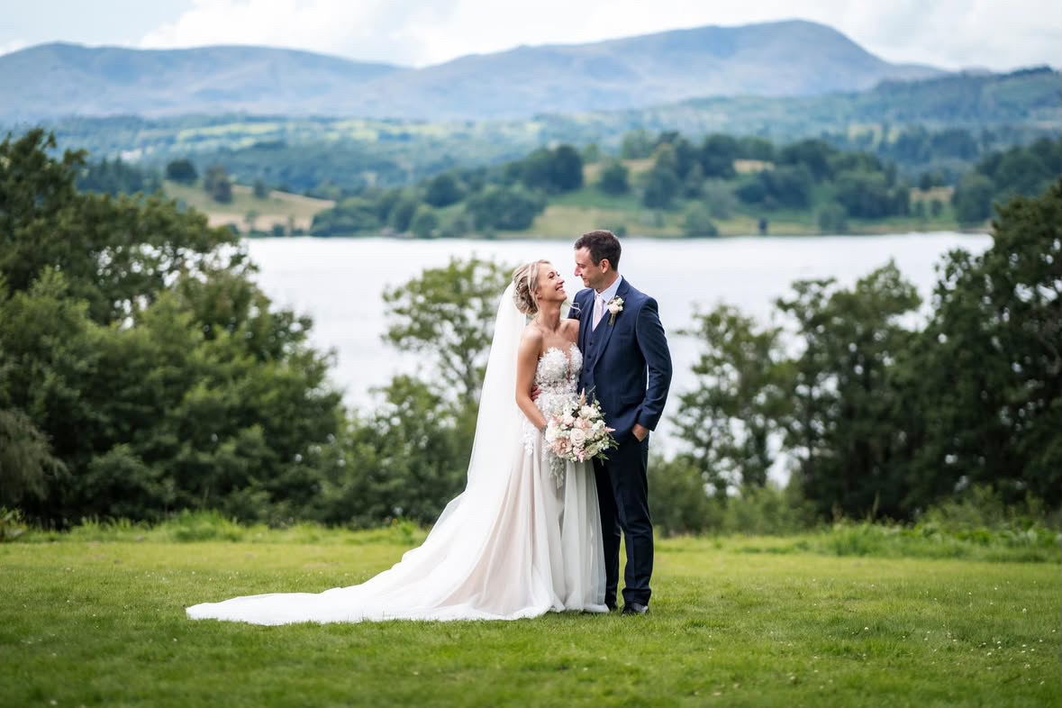 becci-horner-windermere-wedding-zavana-bridal